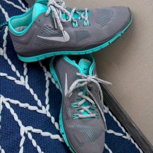Nike Flex RN 5.0- Grey and Teal